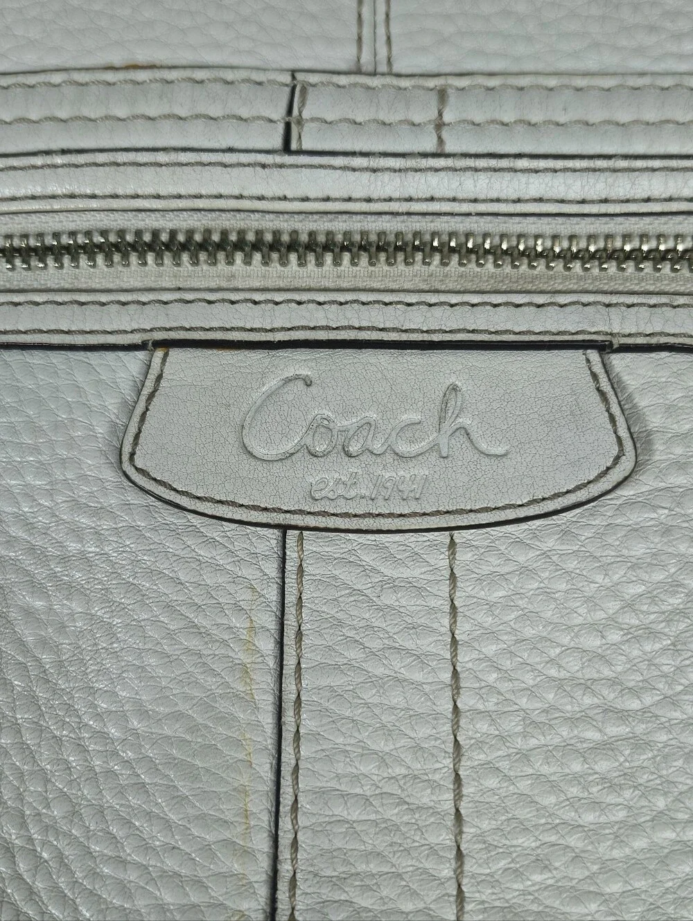 Coach Penelope cream pebbled leather shoulder bag J0882 13159 - Picture 2 of 13